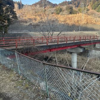 降りは木の根の山道をループしている様な感覚で少し退屈と思っていたらゴール