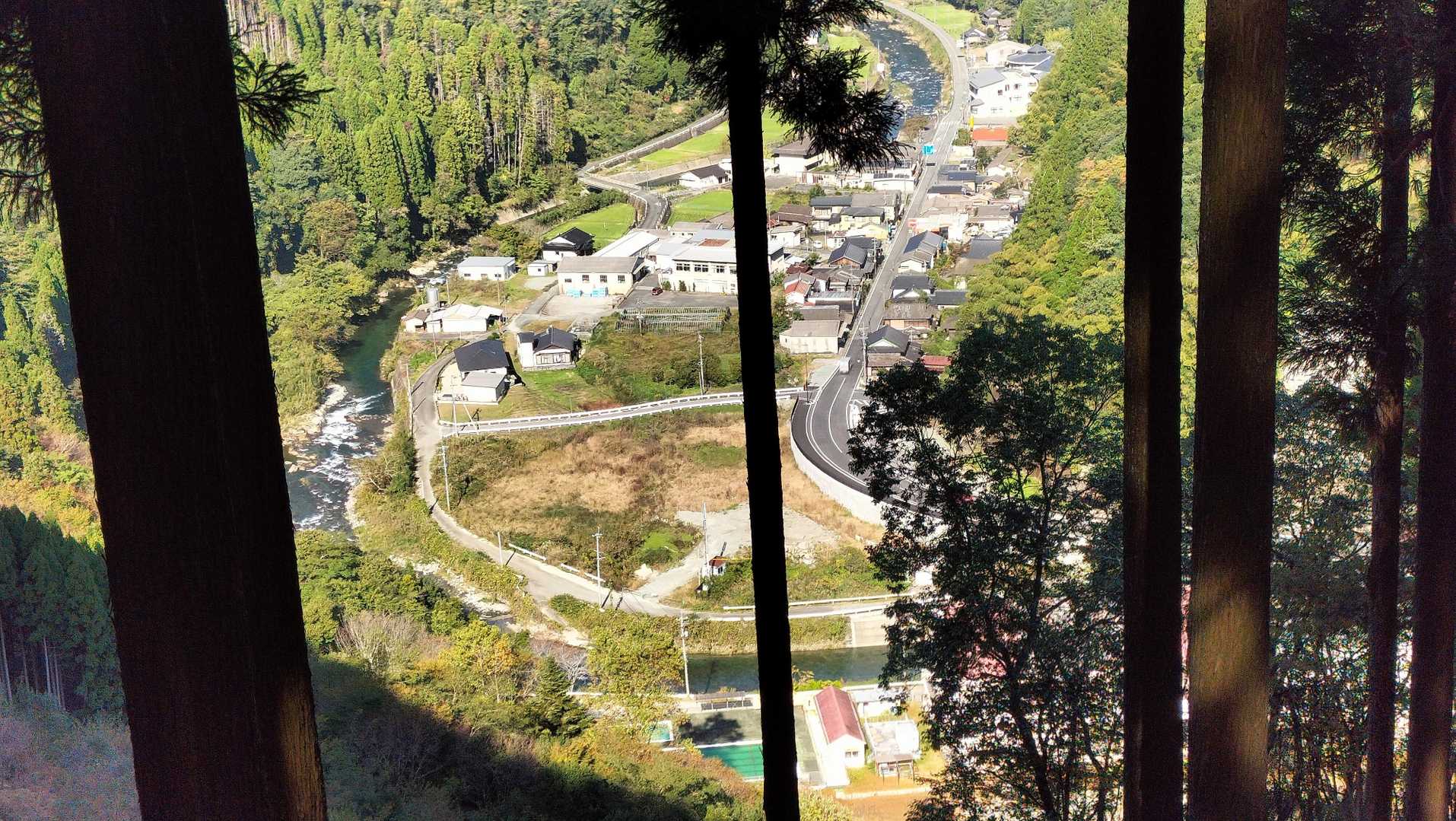 のどかな村の風景って感じです。