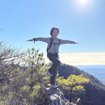 男体山で撮れなかった飛行機ポーズ✈️を女体山で
