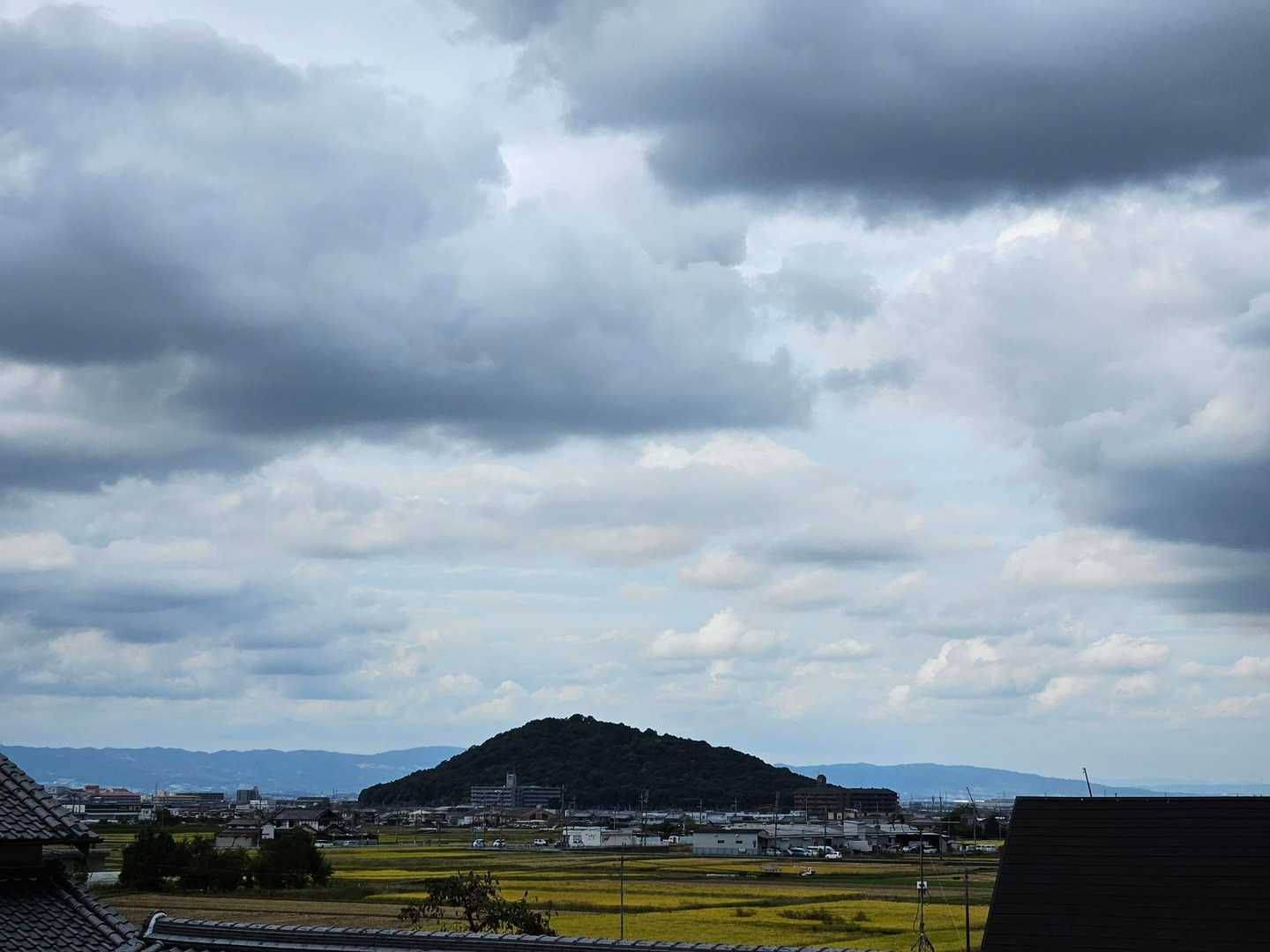 遠くに耳成山が見えます⛰️