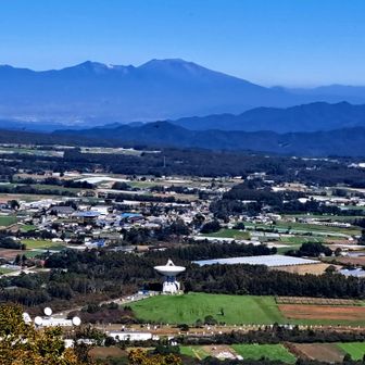 宇宙観測のパラボラも見えますね
ロマンですねぇ～