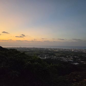 日の出が見えないので移動!