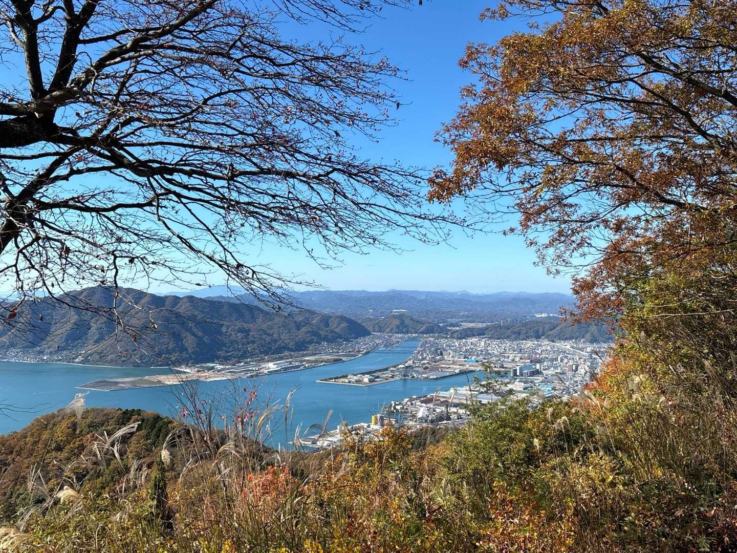 赤石バス停-大師堂-観音寺奥の院-鉢ヶ峰-大平山-米田山- 縦走コースの写真