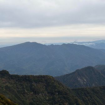 たぶん浅草岳。
