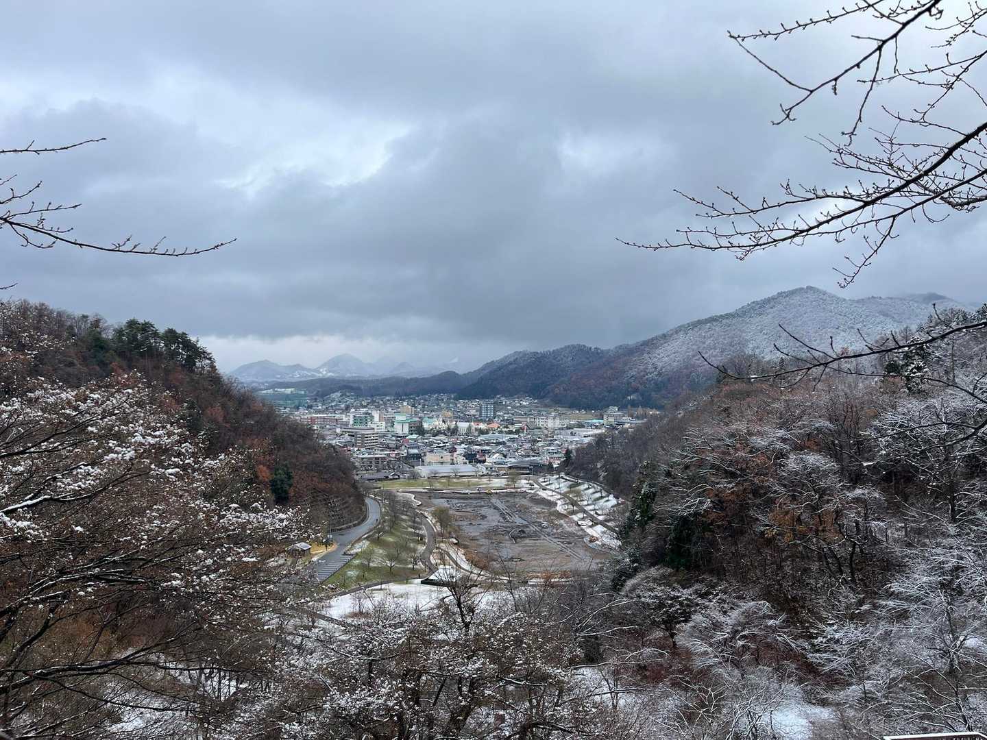 どんより空☁️
黒伏山らは見えませんが綺麗な景色です♪