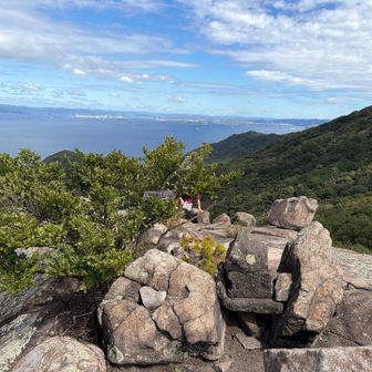 心経山頂上