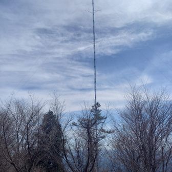 アンテナ電波塔❗が目印。
まもなく頂上です。
