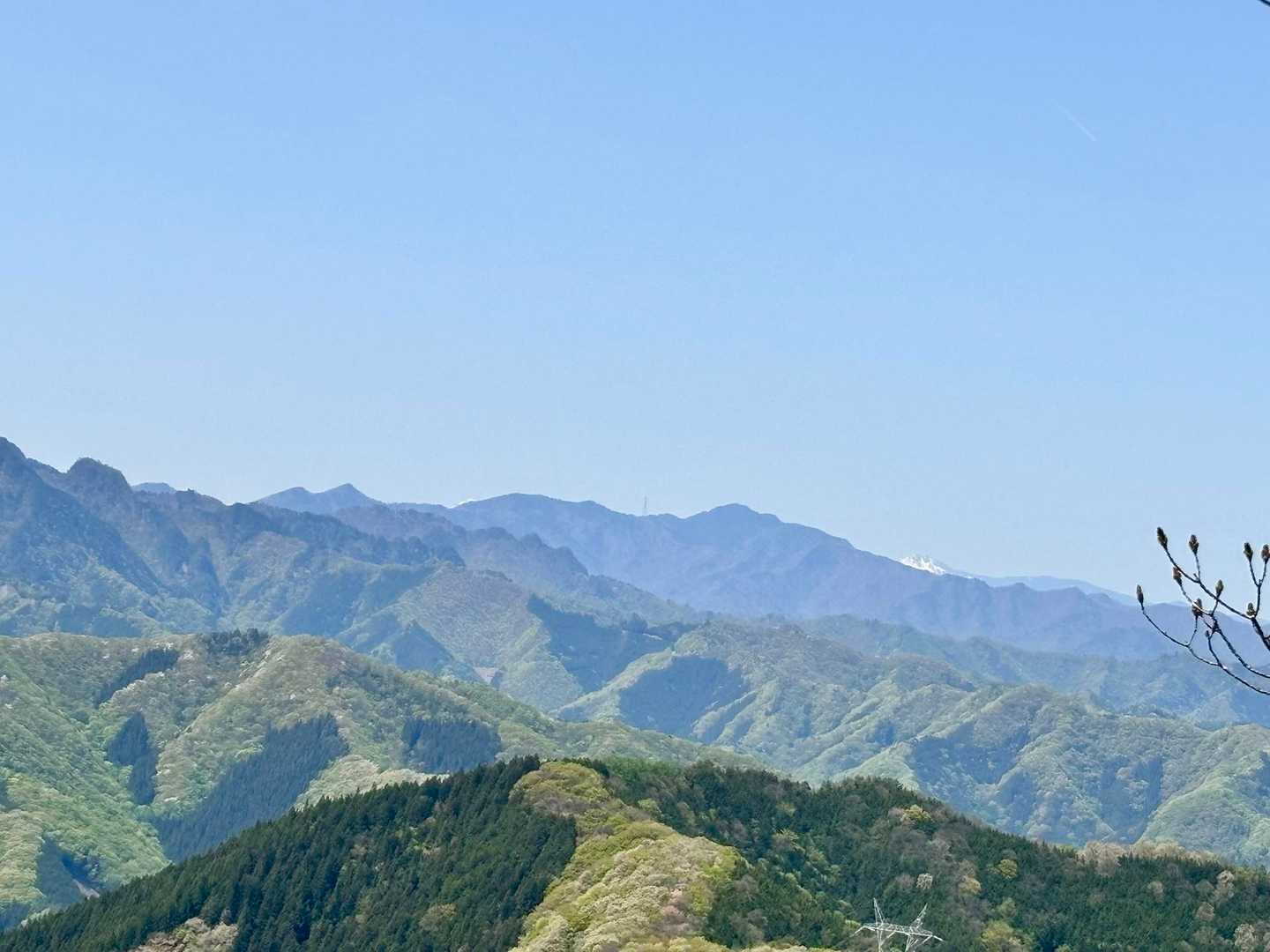 奥の雪山は八ヶ岳らしい〜