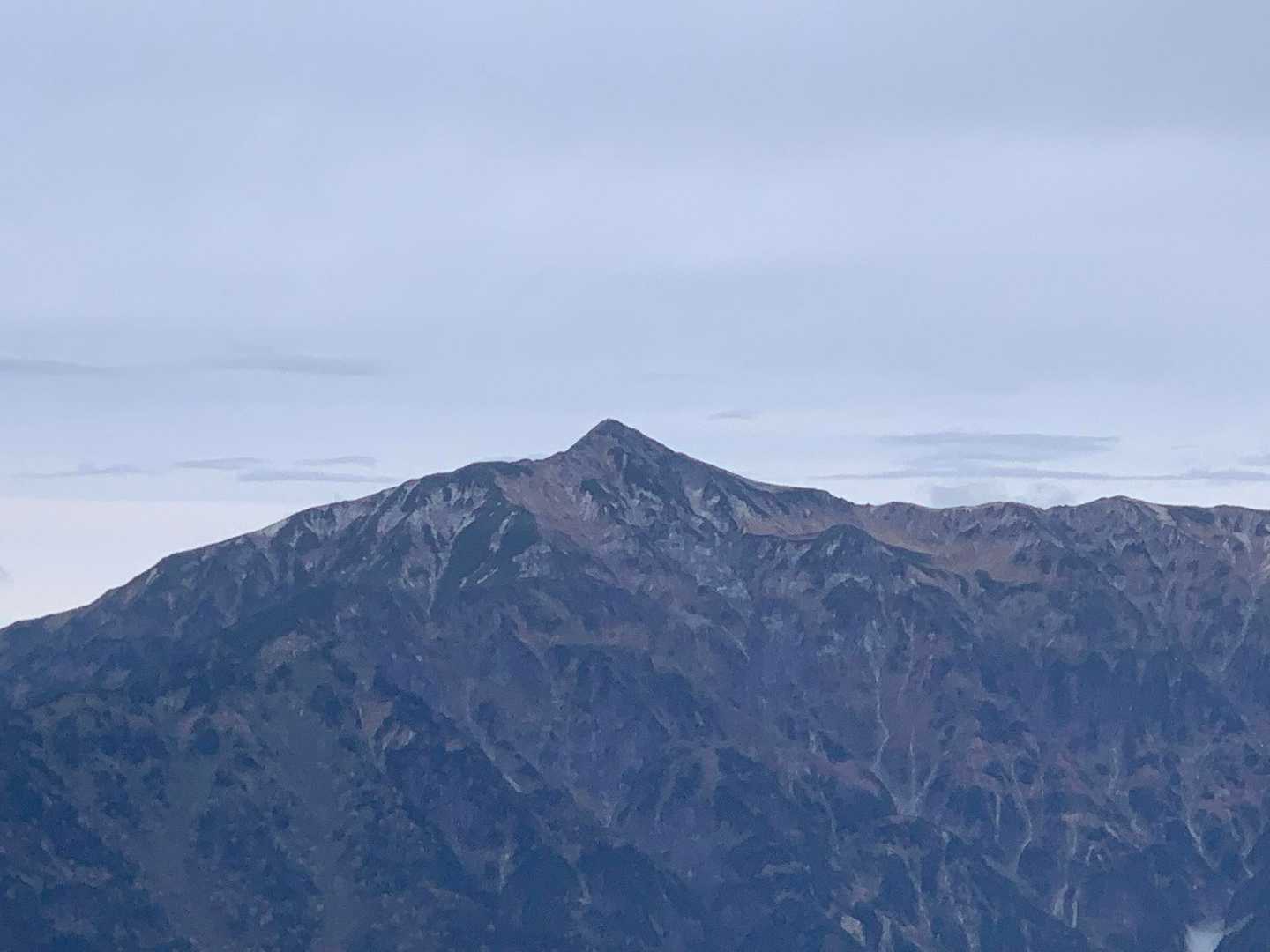新中の湯ルート | 立ち昇る噴煙に地球の息吹を感じる北アルプス唯一の活火山の写真