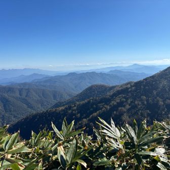 ずーっと八間山まで良い景色