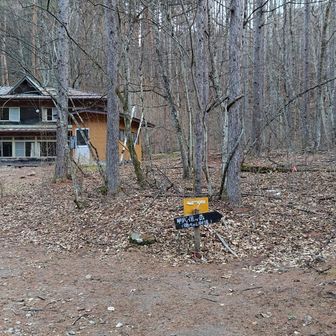 徳ちゃん新道はここからがスタートです。
近丸新道だとその手前にあります。