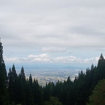 四阿に戻ってきました。そこからの眺望。