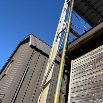 弥山小屋到着。めちゃくちゃデカイな！！
トイレお借りします。100円。