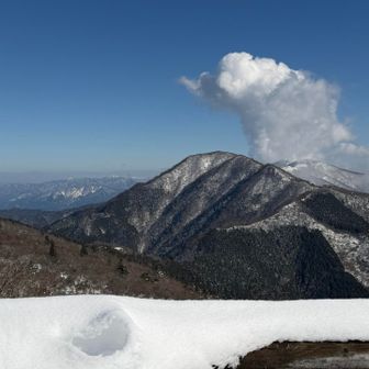 奥の方に氷ノ山が✨
手前は忘れました😆
