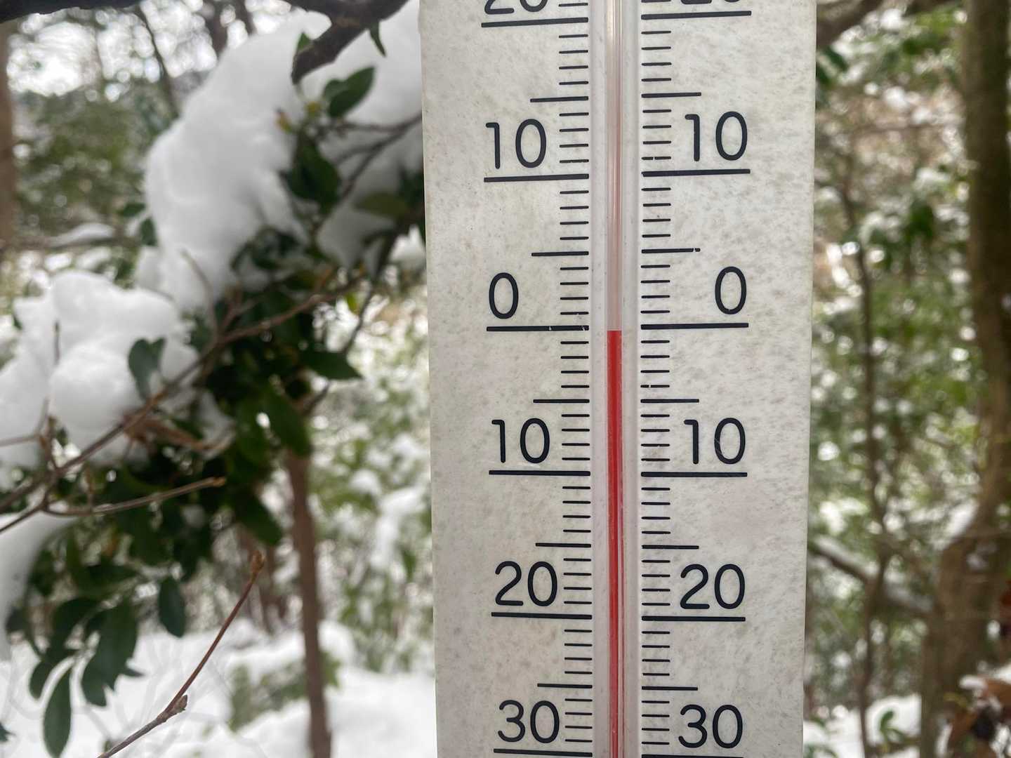 普段の生活で0℃だとクソ寒いハズですが、今は全く寒さを感じません。