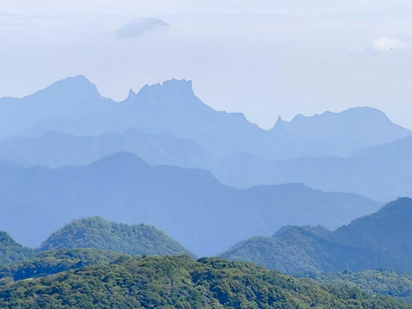 妙義山です😊裏妙義を裏から見れば表？