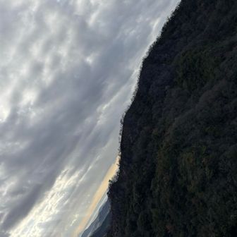 火事🧯のあった山⛰️が近づいてきた😆