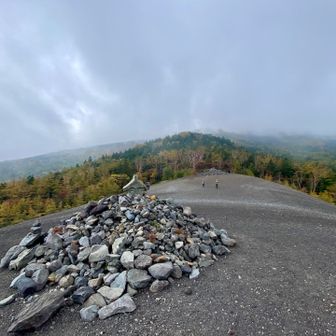 小富士からの富士山（は雲の中）