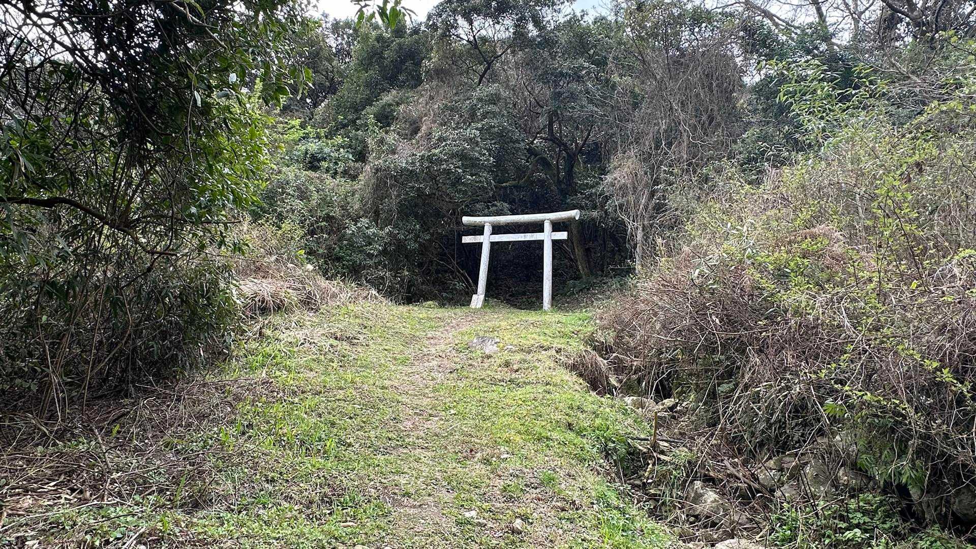 烏帽子嶽神社-烏帽子岳 往復コースの写真