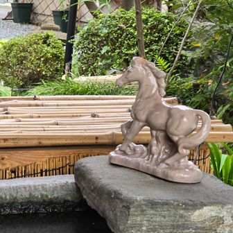 10番　大慈寺
午年に因んでかな？