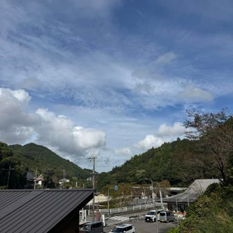 滝尻ダムからスタート　トイレすっごく綺麗になってた
