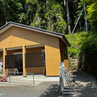 リフト駐車場のトイレ。綺麗なトイレ🚽でした