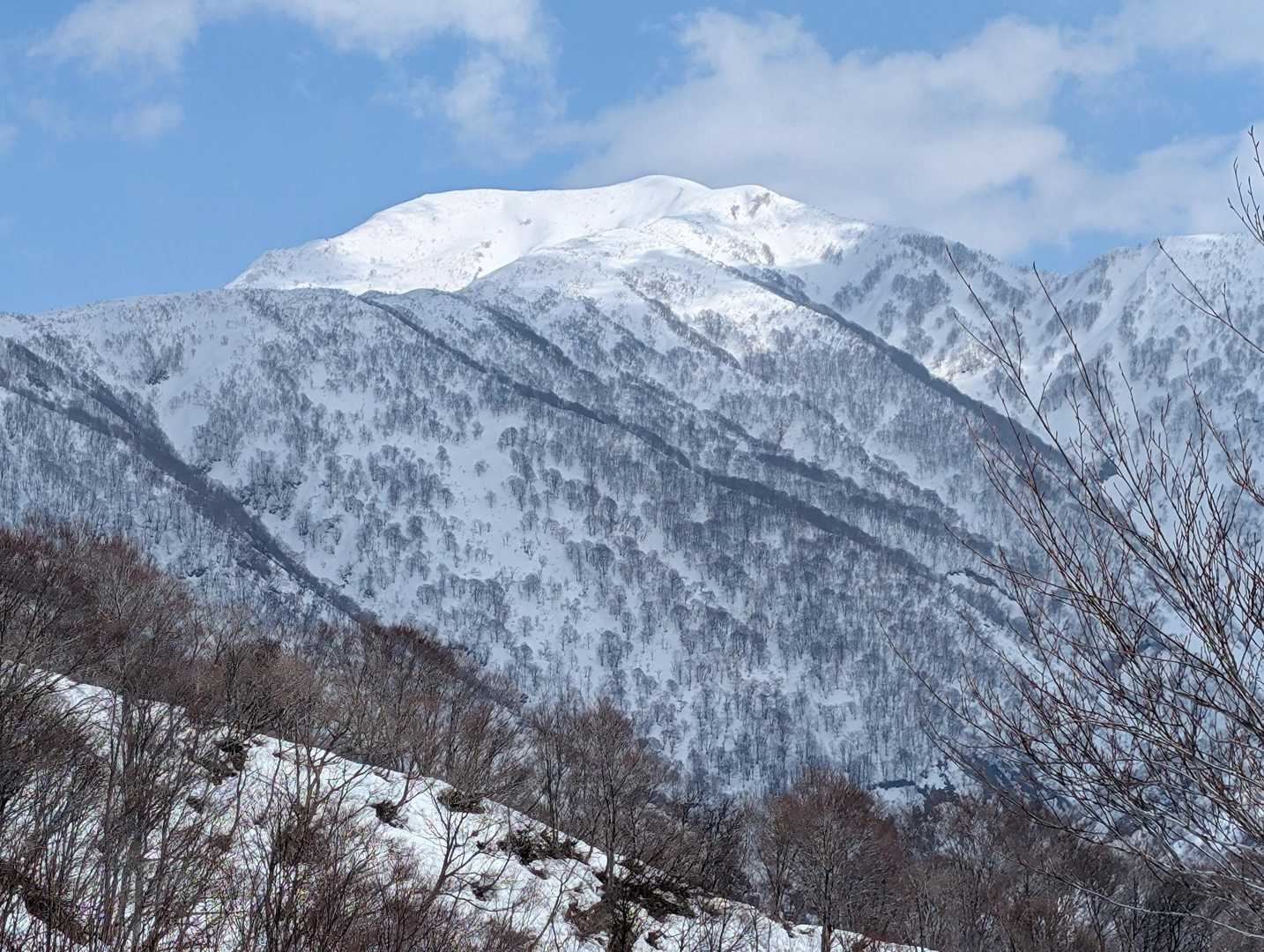 鍋倉山から初雪山！