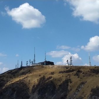 烏帽子岩 よりアンテナ群