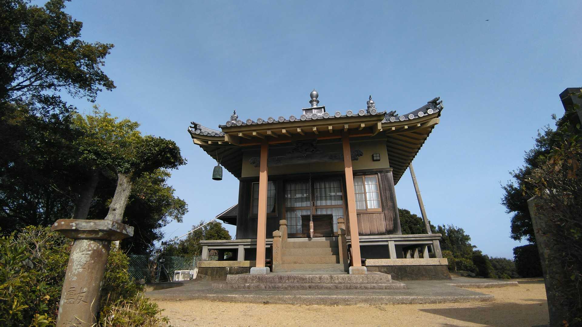 感応寺ちゃけ✋　探したけど山頂標識的なモノはありません👀👀