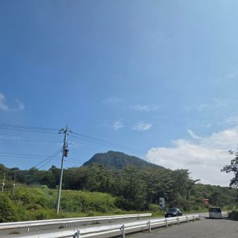 あのお山に登ってきました👏。