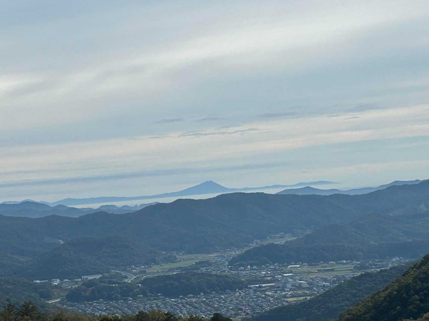 いつもと違う筑波山🥰周りが雲海のようだけど？？？