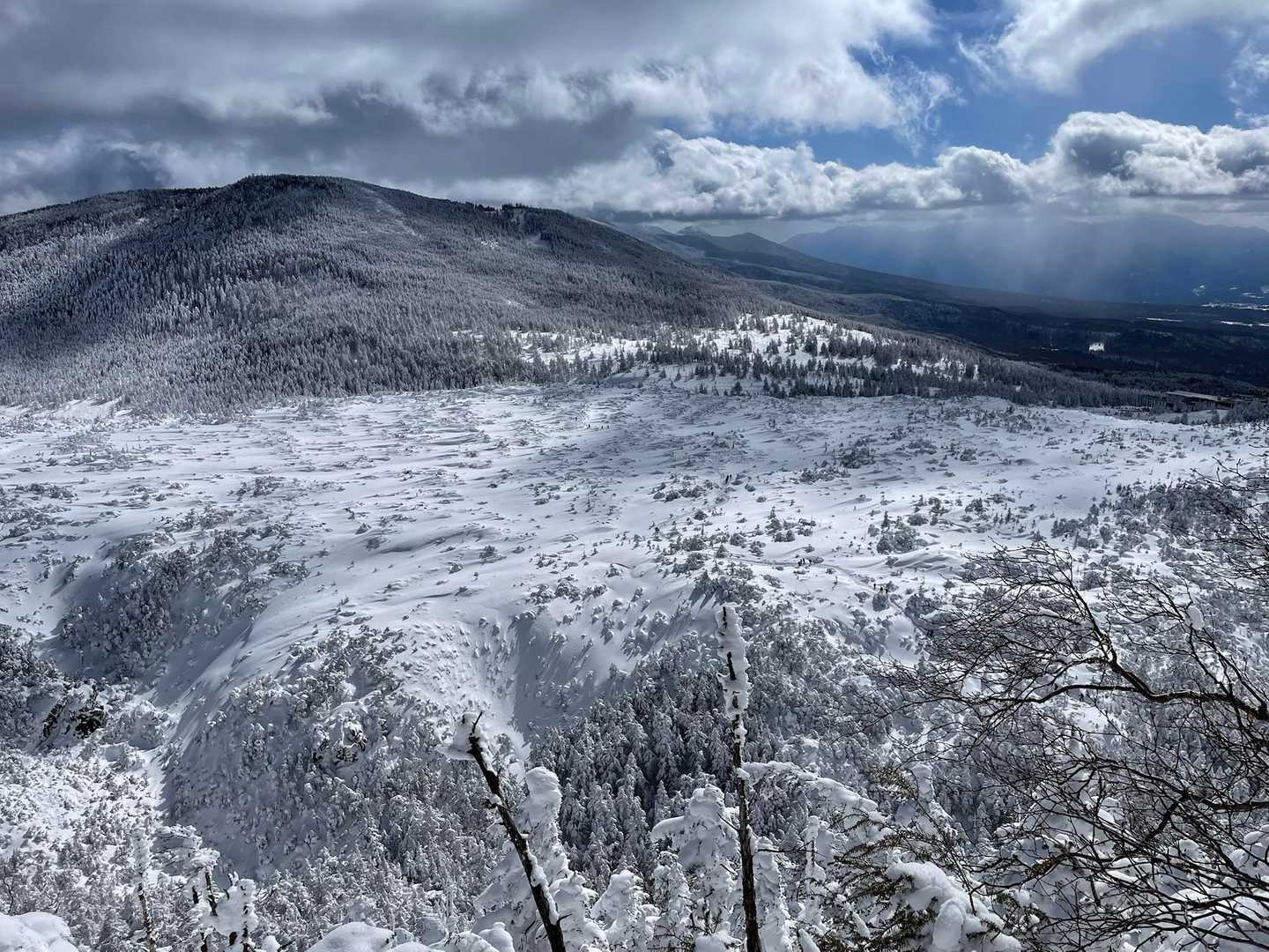北八ヶ岳登山口-第一休憩所-第二休憩所-北横岳-八ヶ岳ロー 縦走コースの写真