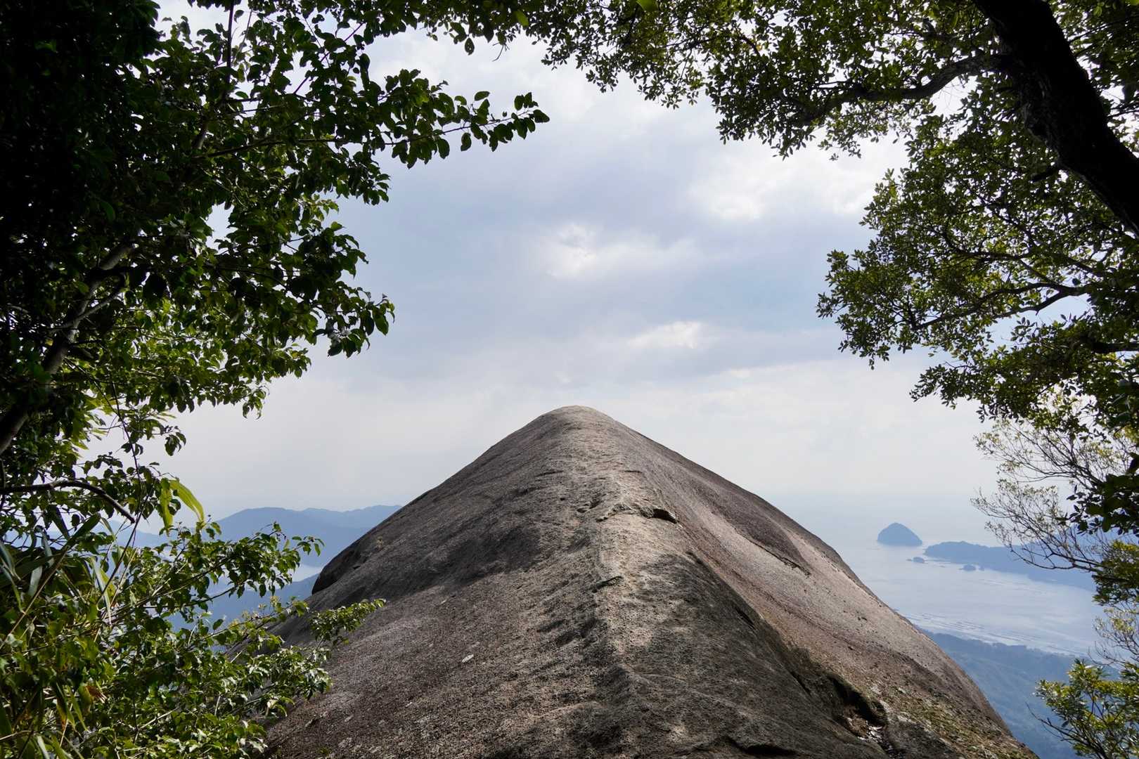 馬越峠登り口-馬越峠-天狗倉山-便石山-象の背-便石山登山 周回コースの写真