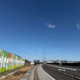 駐車場 休日は1,000円
バイクは無料です