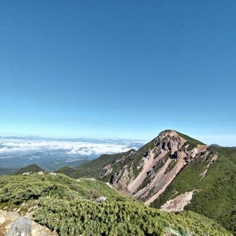 遠くに北ア〜〜