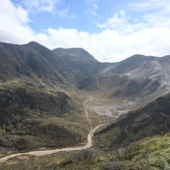 三俣山の下山、とっても苦手です