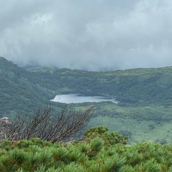 北峰から見える大沼