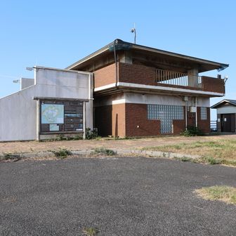 山頂にある展望台