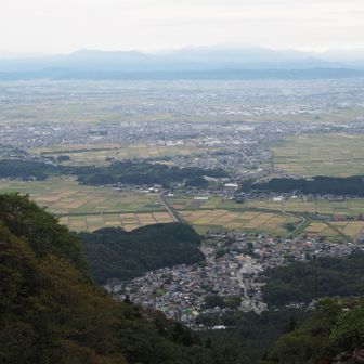 越後平野と粟ヶ岳