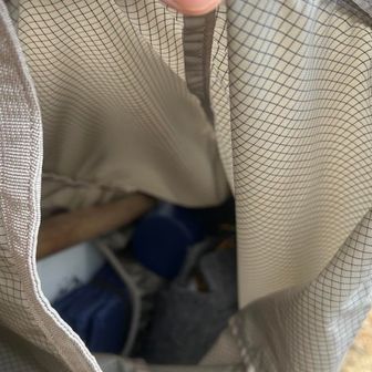 あれれ？？
カップヌードル、、、、、無い😱
お湯&バーナー&ヤカンまで持って来てるのに😭

仕方ないので速攻下山