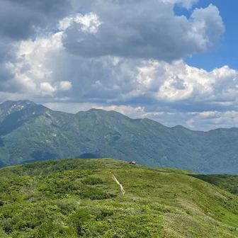 ザ・美濃禅定道の稜線✨と避難小屋
これが見たかった❗️