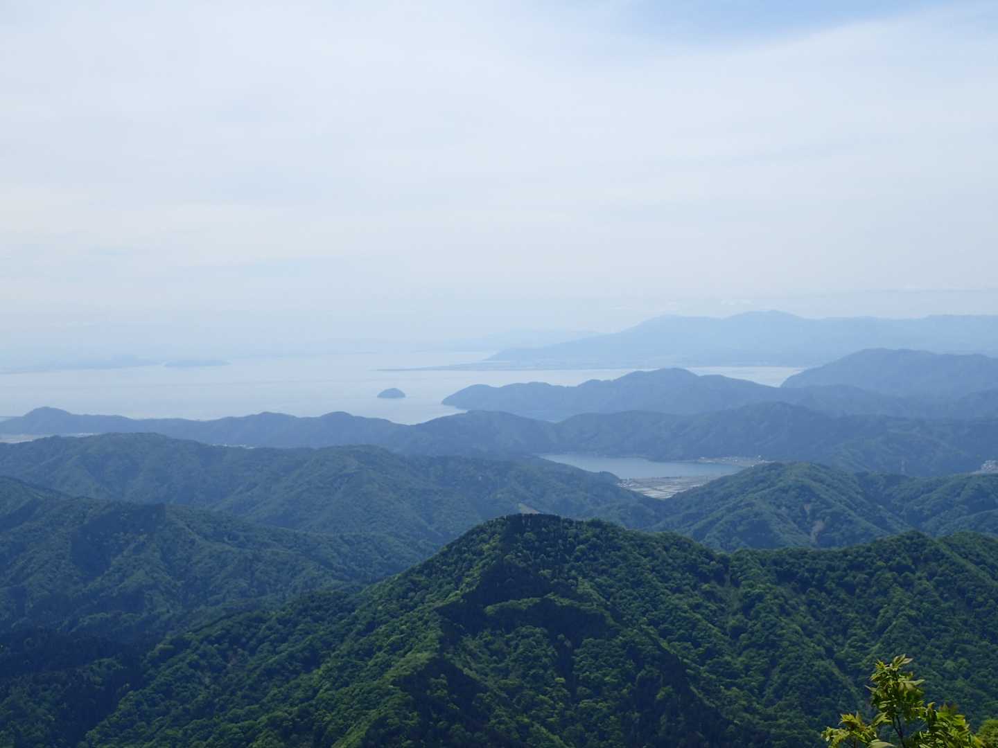 琵琶湖方面