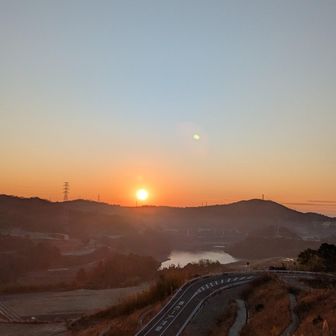 北摂のラルプデュエズから眺める日の出