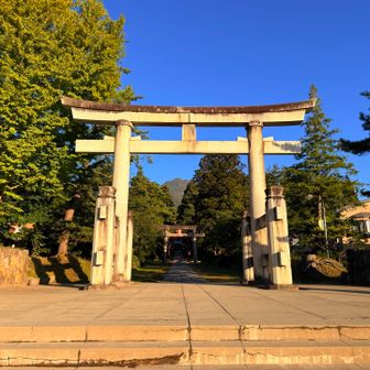 ⛩️の下に山頂⛰️
このアングルいつ見ても良き👌