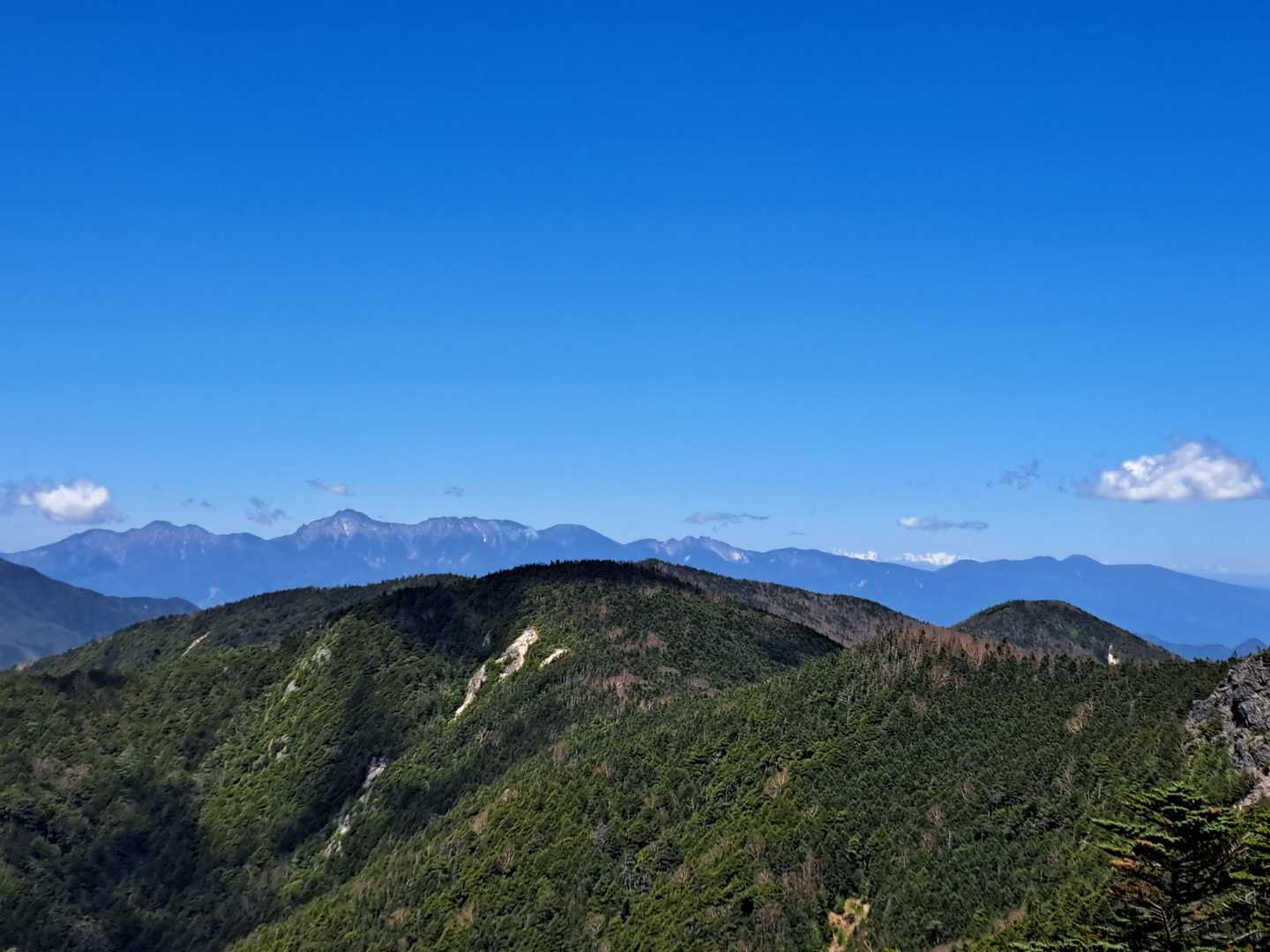 西沢渓谷入口バス停-木賊山-甲武信ヶ岳-破風山-東破風山- 周回コースの写真