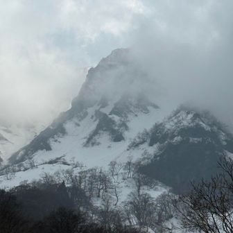 北壁は厳かです♪