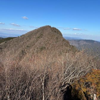 倶留尊山が見えてきました
