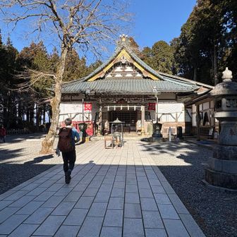 門をくぐると空気が変わったような気がします
とても神聖な場所なんだと感じました