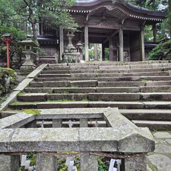神門と下り亀石