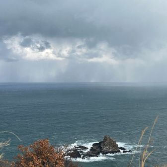 所用で塩丸に行けなかったので、2025年登納めは下赤岩山🏔️いつものトド岩を見てスタート🦭
